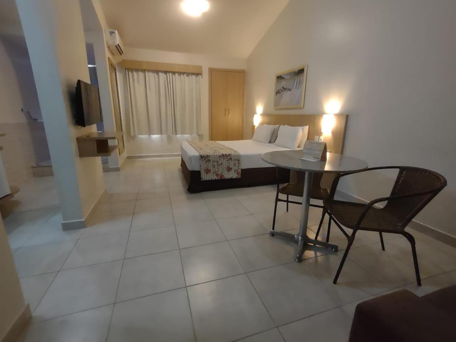 Hot Springs Flat Apart-Hotel Master Luxo Com Banheira Caldas Novas Eksteriør billede