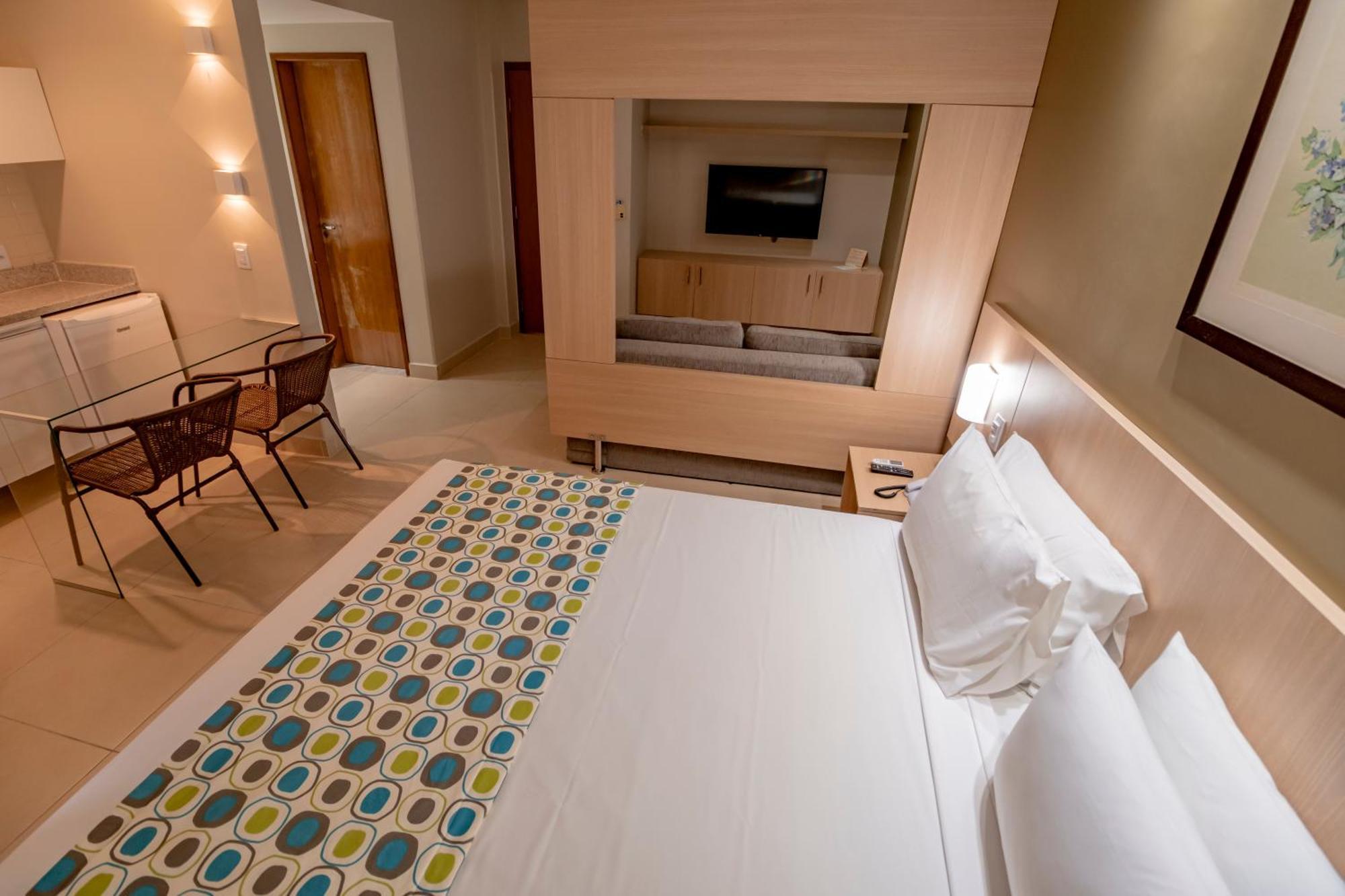 Hot Springs Flat Apart-Hotel Master Luxo Com Banheira Caldas Novas Eksteriør billede